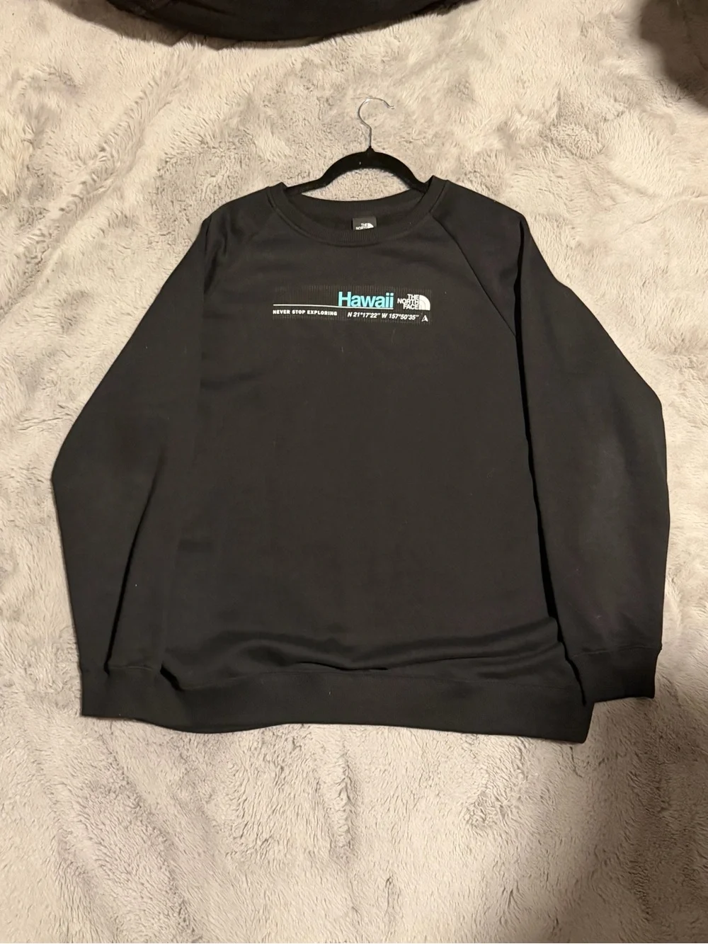 The North Face Men's Black Hawaii Graphic Crewneck Sweatshirt